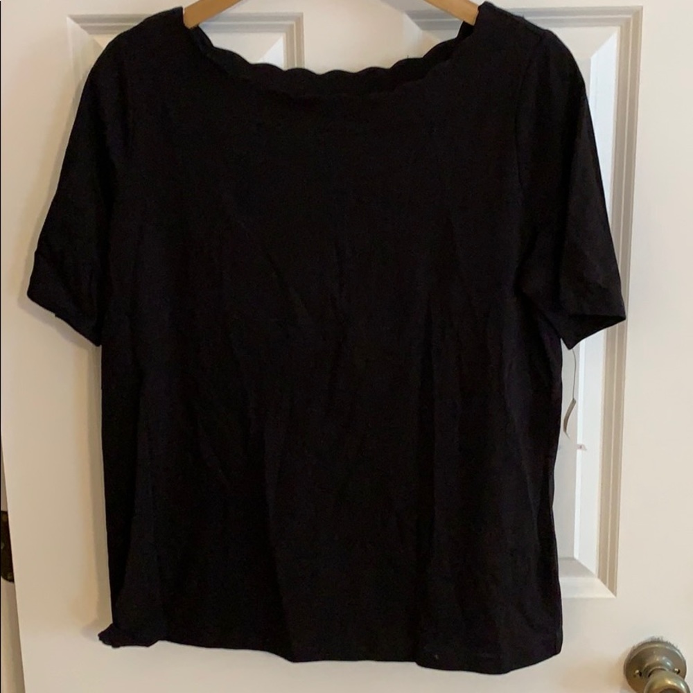 Talbots black scallop neck tshirt